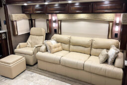 2018 Entegra Coach Aspire 38M full