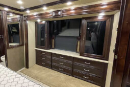 2014 American Coach American Revolution 42G full