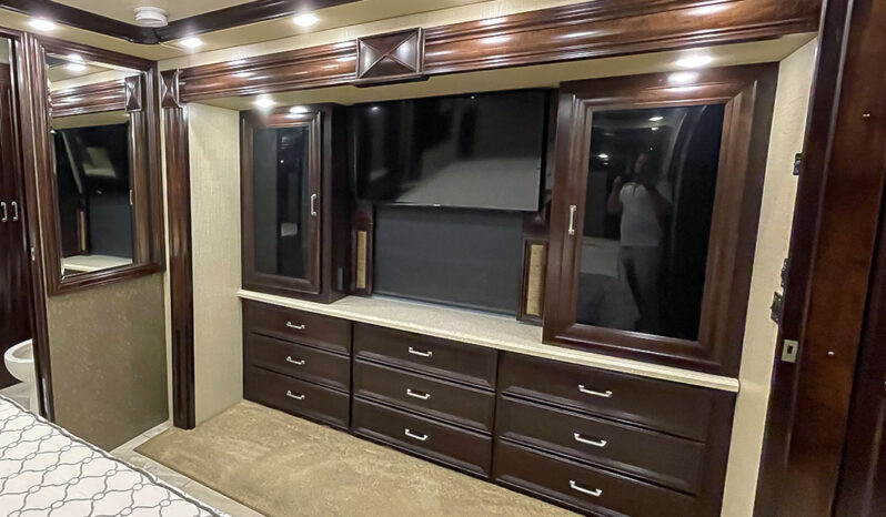 2014 American Coach American Revolution 42G full