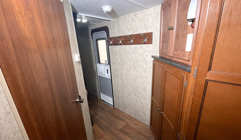 2015 Keystone Bullet 285RLSWE full