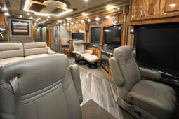 2016 American Coach Allegiance 42G full