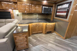 2016 American Coach Allegiance 42G full