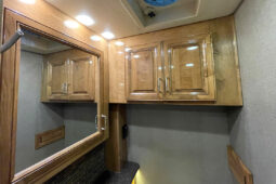 2016 American Coach Allegiance 42G full