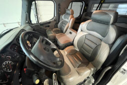 2015 Freightliner M2 106 full