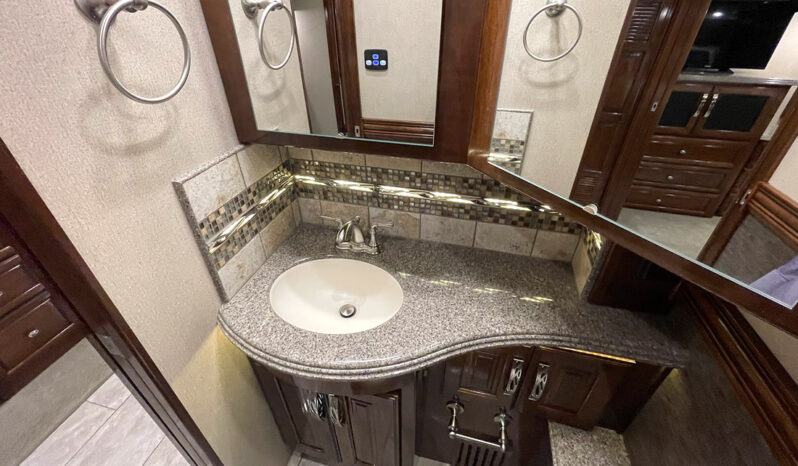 2017 American Coach American Dream 42M full