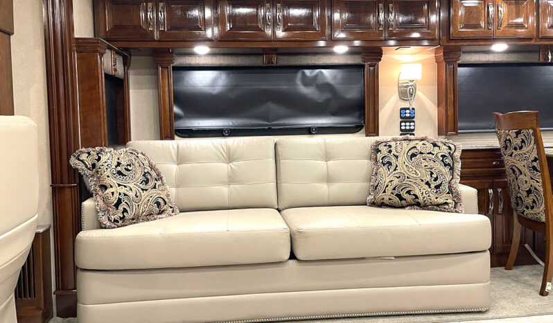 2017 American Coach American Dream 42M full