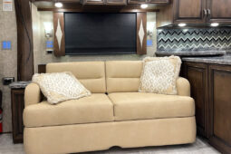 2018 Newmar London Aire 4534 full