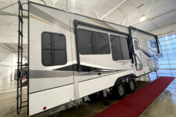 2022 Alliance RV Paradigm 310RL full