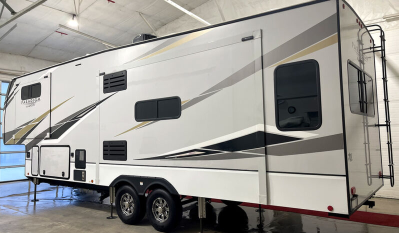 2022 Alliance RV Paradigm 310RL full