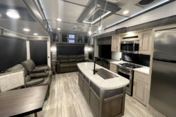 2022 Alliance RV Paradigm 310RL full