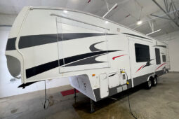 2009 Keystone Fuzion FZ302 full