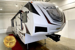 2012 Dutchmen Voltage - 5th Wheel - Toy Hauler - Sylvan Lake RV - Alberta