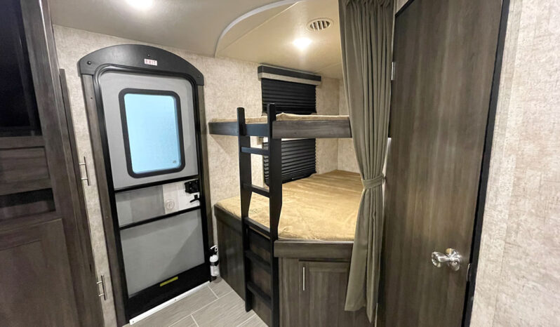 2018 Highland Ridge RV Open Range 2802BH full