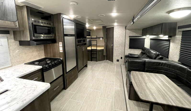 2018 Highland Ridge RV Open Range 2802BH full