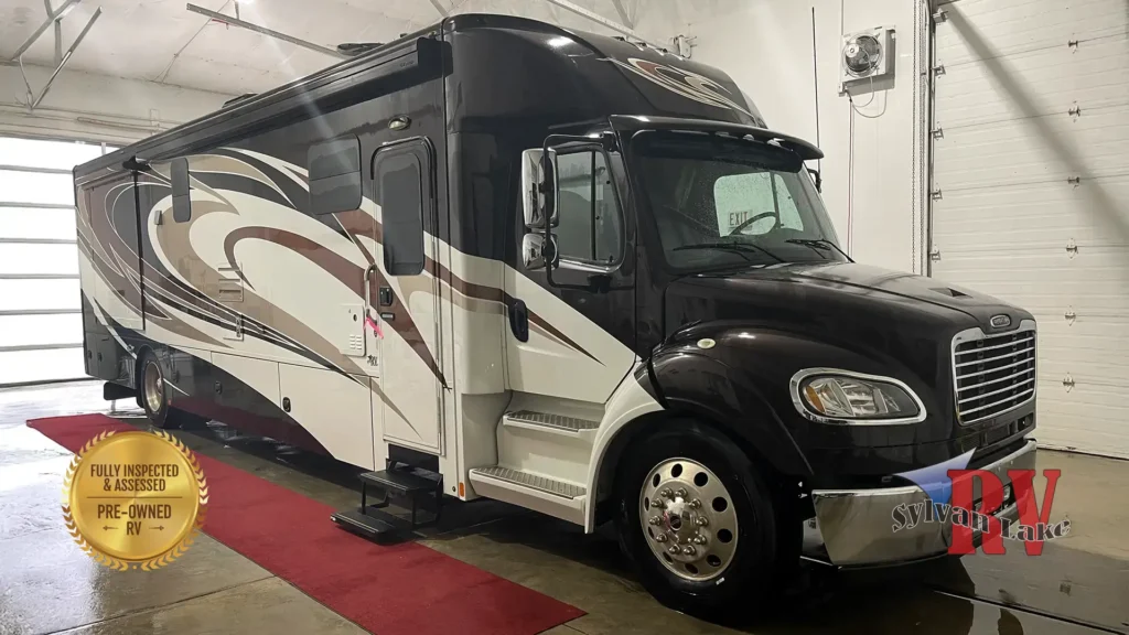 2015 Renegade RV Explorer 38EM