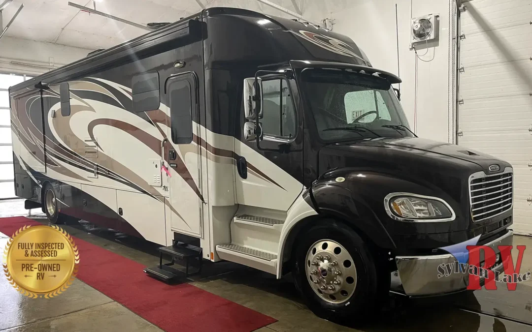 2015 Renegade RV Explorer 38EM