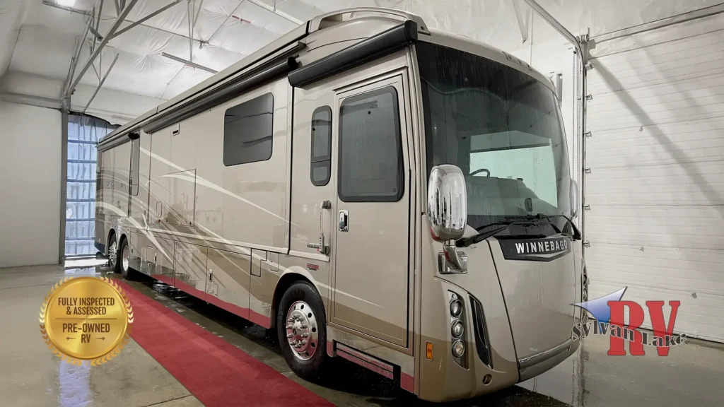 2017 Winnebago Grand Tour 45RL