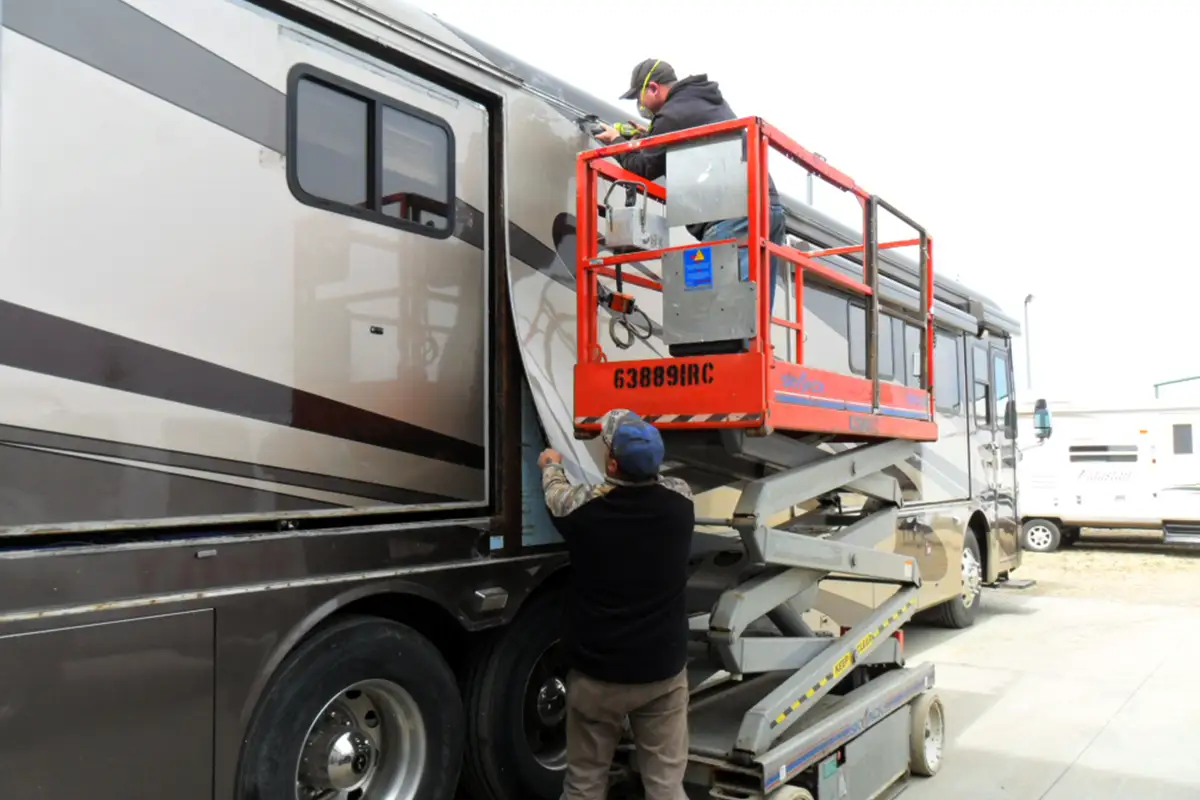 Sylvan Lake RV - RV Service & Parts Department - Sylvan Lake, Alberta