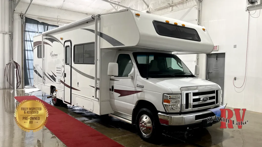 2012 Coachmen Freelander 29QB