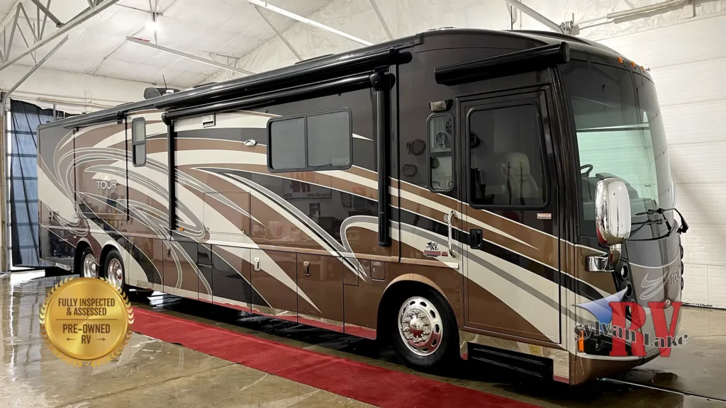 2011 Winnebago Tour 42QD
