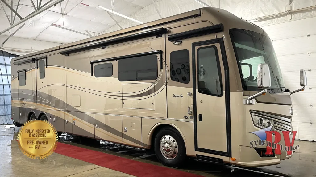 2014 Monaco Dynasty 44PDQ
