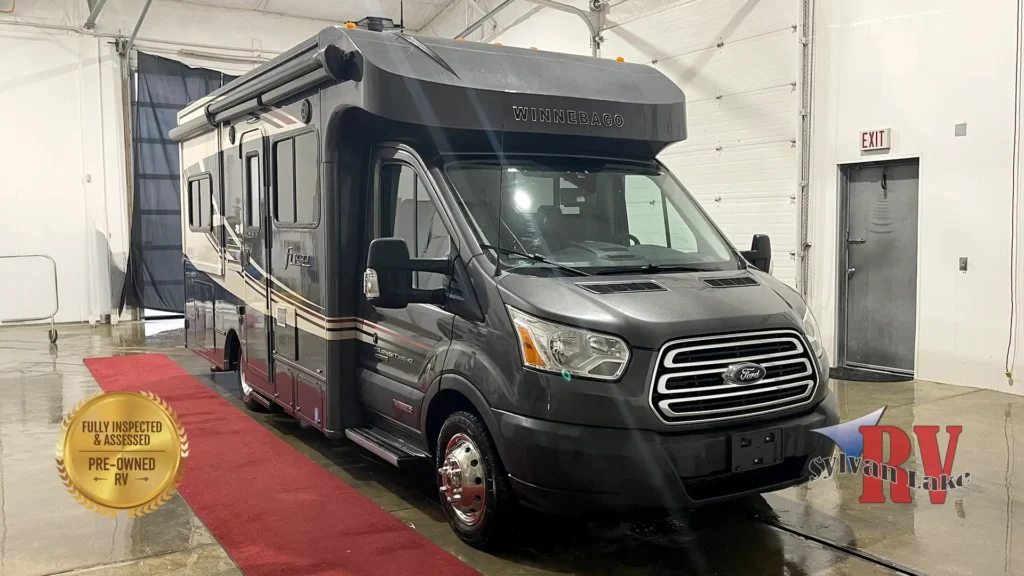 2018 Winnebago Fuse 23T