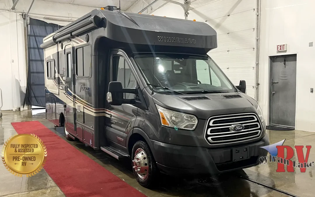 2018 Winnebago Fuse 23T