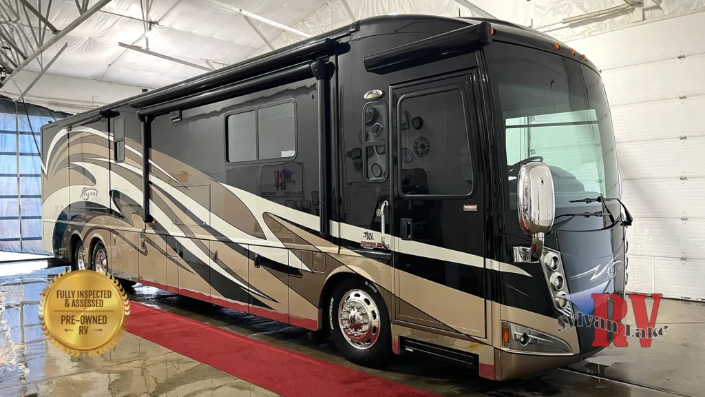 2011 Itasca (Winnebago) Ellipse 42QD