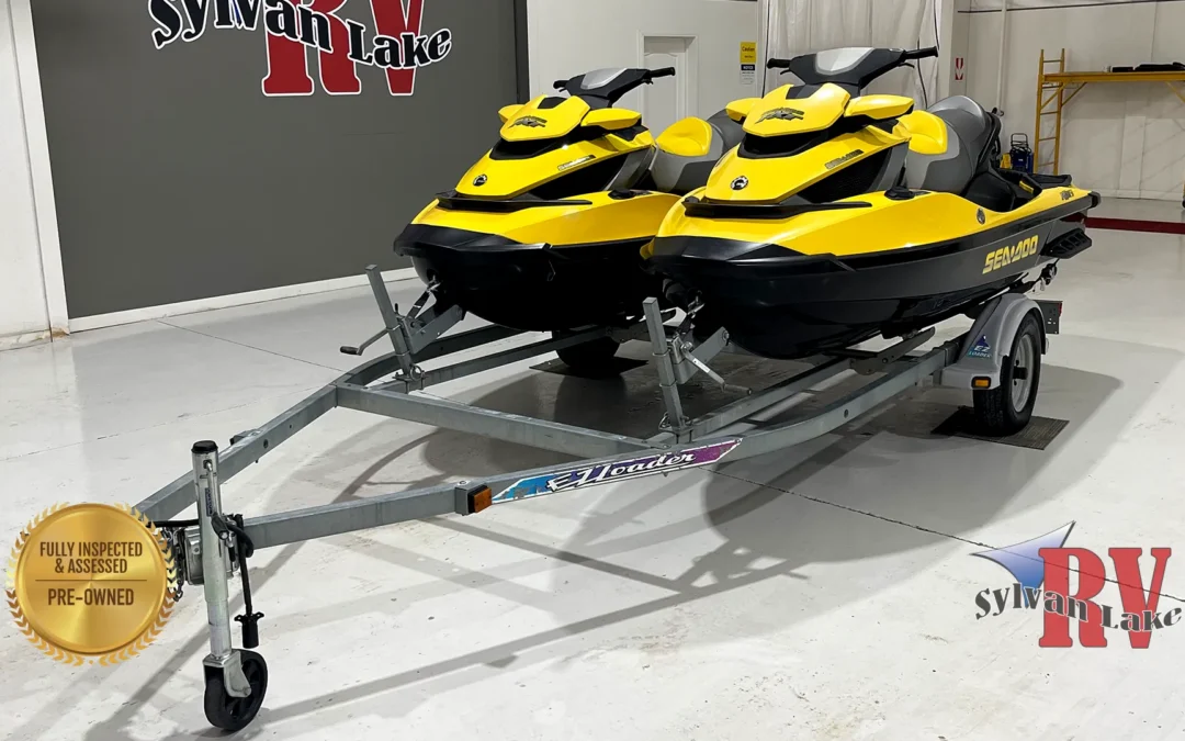 2 x 2009 Sea-Doo RXT 255S & 2001 EZ Loader Sea-Doo Trailer