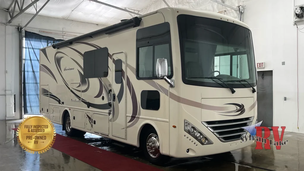 2019 Thor Motor Coach Hurricane 29M